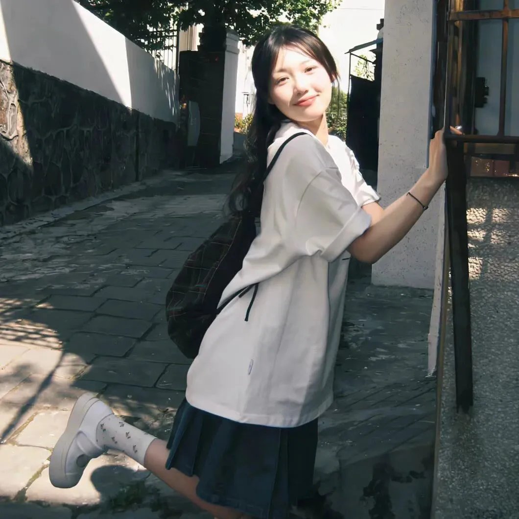 爬墙新娘年十八。